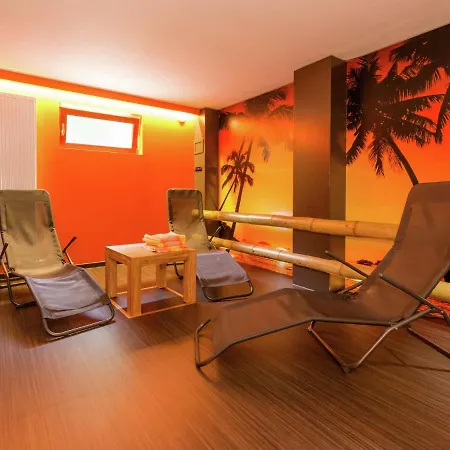 Sauna Garden Terrace Bbq Fireplace Holiday home *