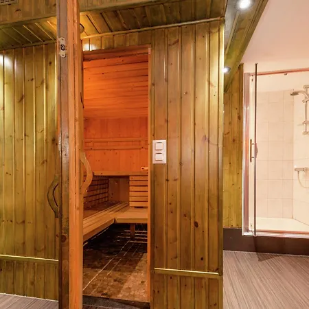 Faymonville Retreat With Sauna Waimes